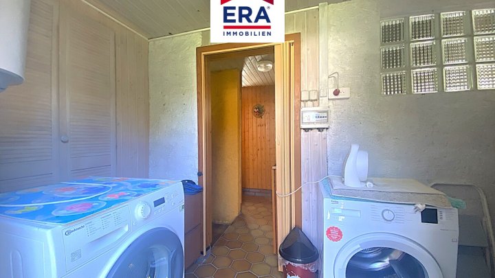 OHNE VERMITTLUNGSGEBÜHREN! FERIENHAUS MIT BOOTSHAUS UND BOOTSSTEG AM STOCKWEIHER/FR