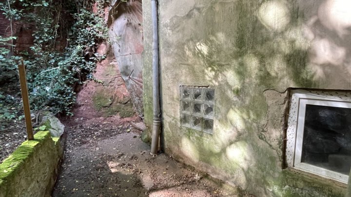 Vermietetes Zweifamilienhaus in zentraler Lage von Beckingen