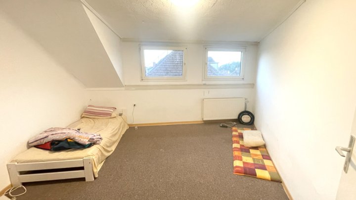 Vermietetes Zweifamilienhaus in zentraler Lage von Beckingen