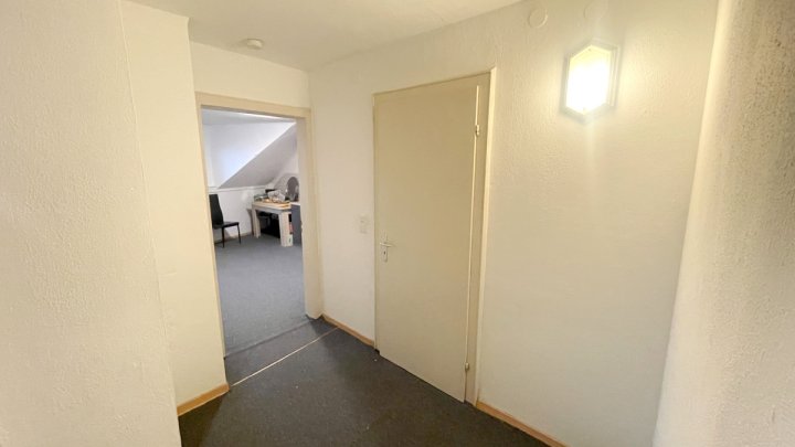 Vermietetes Zweifamilienhaus in zentraler Lage von Beckingen