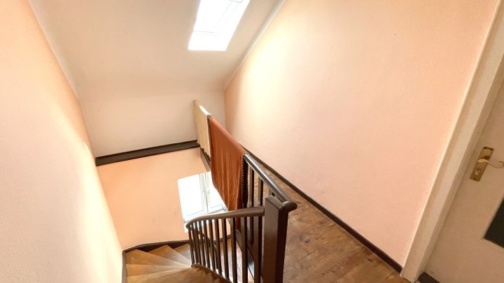 Vermietetes Zweifamilienhaus in zentraler Lage von Beckingen