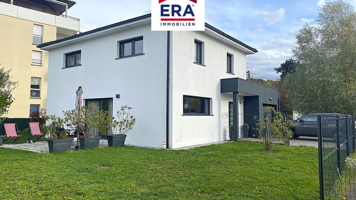 KEINE VERMITTLUNGSGEBÜHREN ! FREISTEHENDES EINFAMILIENHAUS IN RUHIGER LAGE VON FORBACH/FR, NÄHE SB