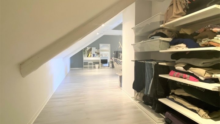 EINFAMILIENHAUS MIT PFERDEHALTUNG AM HIRBACHER SEE, HOLVING/FR