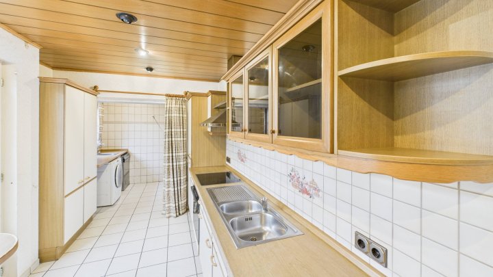 Vielseitige Wohn- und Gewerbeimmobilie in Saarlouis-Lisdorf