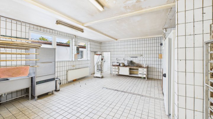 Vielseitige Wohn- und Gewerbeimmobilie in Saarlouis-Lisdorf