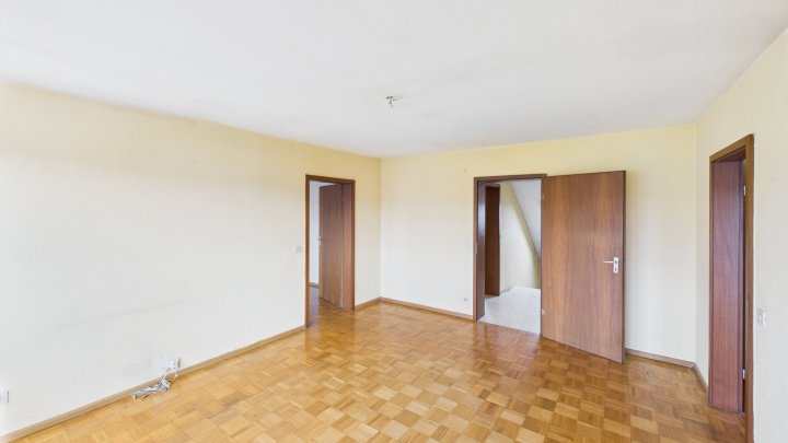 Vielseitige Wohn- und Gewerbeimmobilie in Saarlouis-Lisdorf