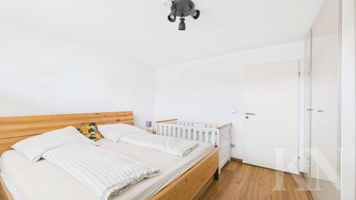 Attraktive, familienfreundliche Eigentumswohnung mit separatem Eingang und Gartenidylle!