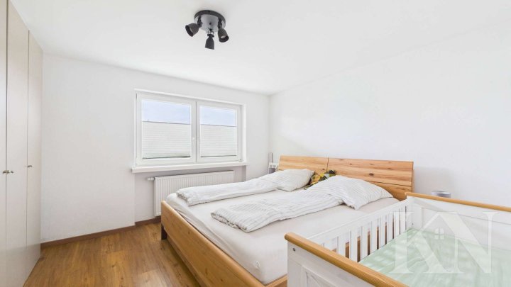 Attraktive, familienfreundliche Eigentumswohnung mit separatem Eingang und Gartenidylle!