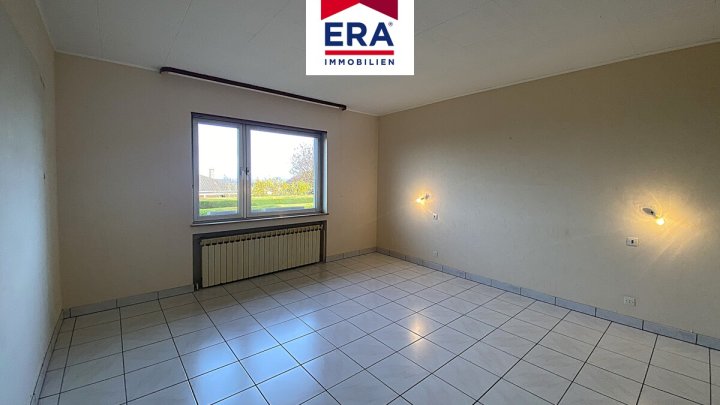 PROVISIONSFREI-FREISTEHENDER BUNGALOW, SACKGASSE A-LAGE IN OETING/FR, NÄHE SB