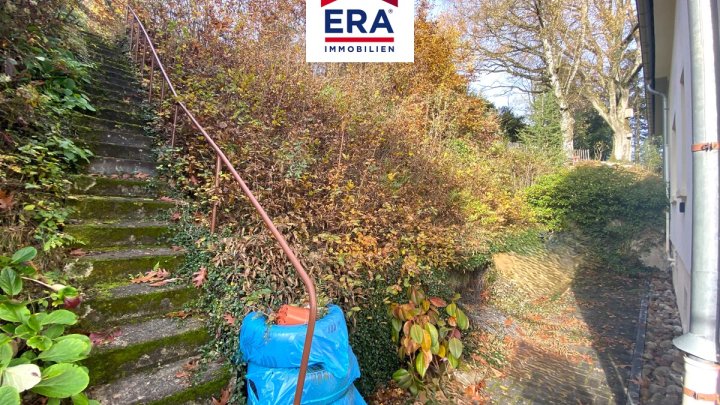 RESERVIERT-EINFAMILIENHAUS, RENOVIERUNGSBEDÜRFTIG, RUHIGE LAGE IN VK-LUDWEILER