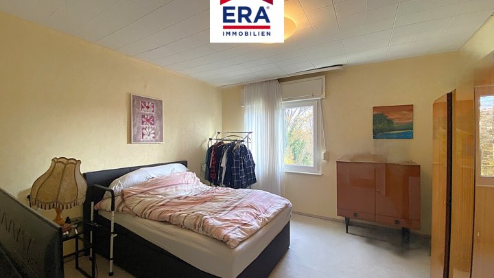 RESERVIERT-EINFAMILIENHAUS, RENOVIERUNGSBEDÜRFTIG, RUHIGE LAGE IN VK-LUDWEILER