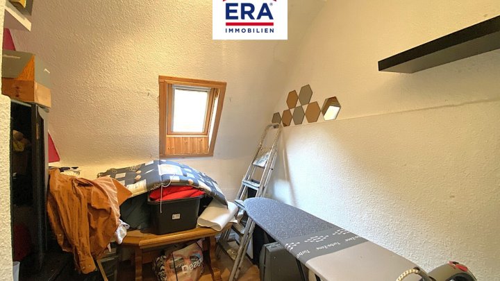 RESERVIERT-EINFAMILIENHAUS, RENOVIERUNGSBEDÜRFTIG, RUHIGE LAGE IN VK-LUDWEILER