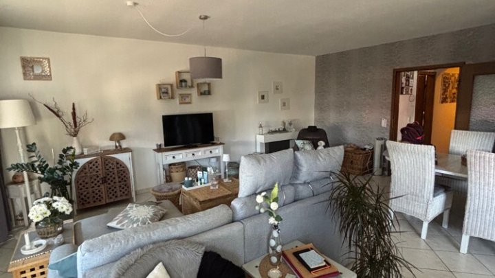 Renditepaket mit 3 Eigentumswohnungen und 3 Garagen