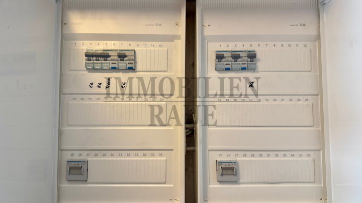 FREISTEHENDES 1-2 FAMILIENHAUS MIT GARTEN UND GARAGE IN BILDSTOCK - SOFORT FREI