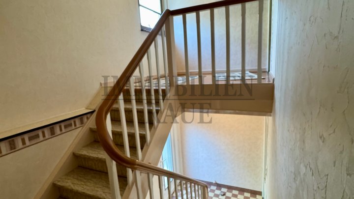 FREISTEHENDES 1-2 FAMILIENHAUS MIT GARTEN UND GARAGE IN BILDSTOCK - SOFORT FREI