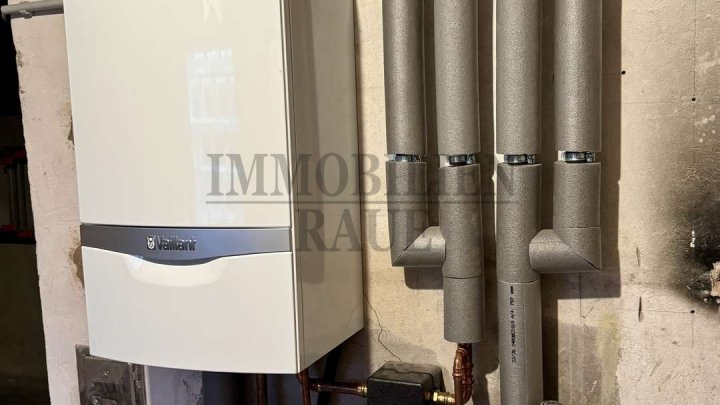 FREISTEHENDES 1-2 FAMILIENHAUS MIT GARTEN UND GARAGE IN BILDSTOCK - SOFORT FREI