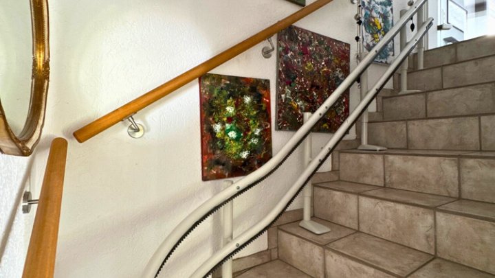 Einfamilienhaus mit Wintergarten, Garage + parkähnlichem Garten