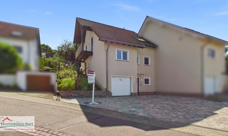 MERZIG-STADT: RENOVIERTES WOHNHAUS IN TOP WOHNLAGE