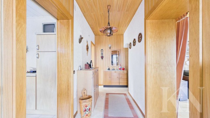 Zentral gelegenes Zuhause mit Potenzial – Doppelhaushälfte in Köllerbach