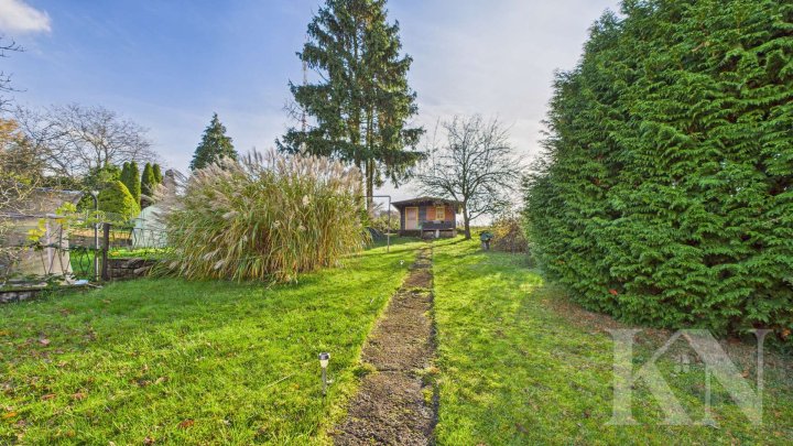 Zentral gelegenes Zuhause mit Potenzial – Doppelhaushälfte in Köllerbach