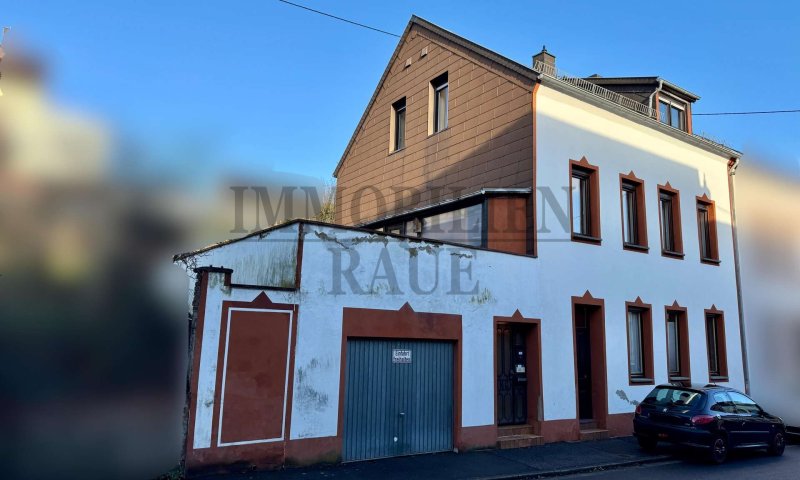 GROSSES 1 FAM.-HAUS MIT POTENZIAL IN RUHIGER LAGE VON SULZBACH MIT GARAGE, TERRASSE UND GARTEN