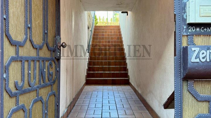 GROSSES 1 FAM.-HAUS MIT POTENZIAL IN RUHIGER LAGE VON SULZBACH MIT GARAGE, TERRASSE UND GARTEN