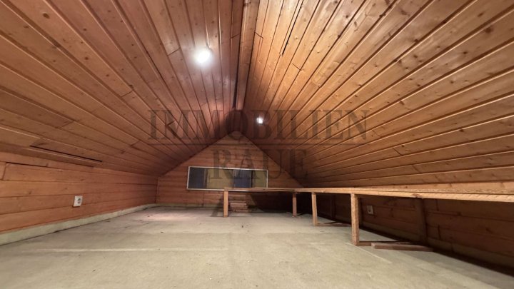 GROSSES 1 FAM.-HAUS MIT POTENZIAL IN RUHIGER LAGE VON SULZBACH MIT GARAGE, TERRASSE UND GARTEN