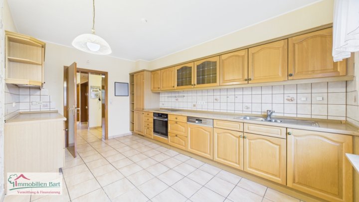 MERZIG-SCHWEMLINGEN: EBENERDIGES WOHNEN/ 2 SZ/ GARTEN/ GARAGE!