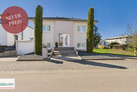 Straßenansicht-Eingang