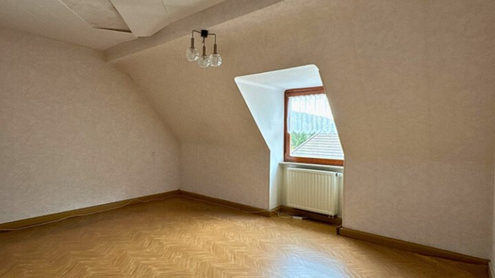 2-Familienhaus mit Bauplatz in guter Lage von Fechingen