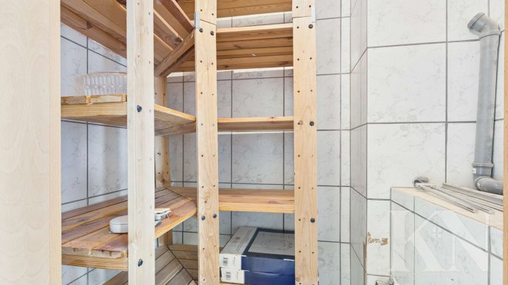 Großzügige 3-Zimmer-Mietwohnung mit Weitblick ins Grüne und Stellplatz!