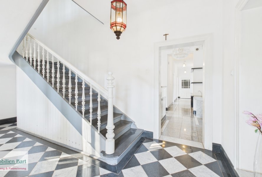 Diele Wohnhaus / Büro