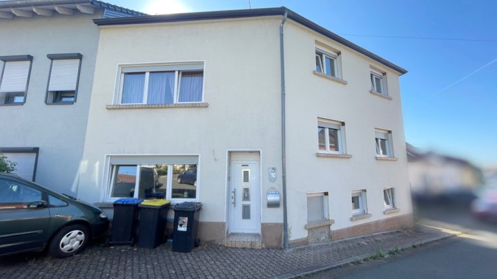 Einfamilienhaus ohne Garten in Schwalbach-Elm