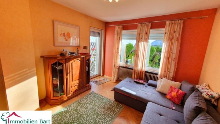 263 m² WOHNFLÄCHE! WOHNHAUS MIT GEWERBEEINHEIT IN WEISKIRCHEN