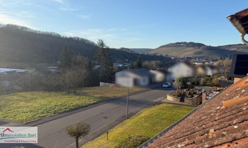 SAARBURG: 86 M² WOHNUNG, 2 SZ, GÄSTE-WC IN GUTER LAGE!