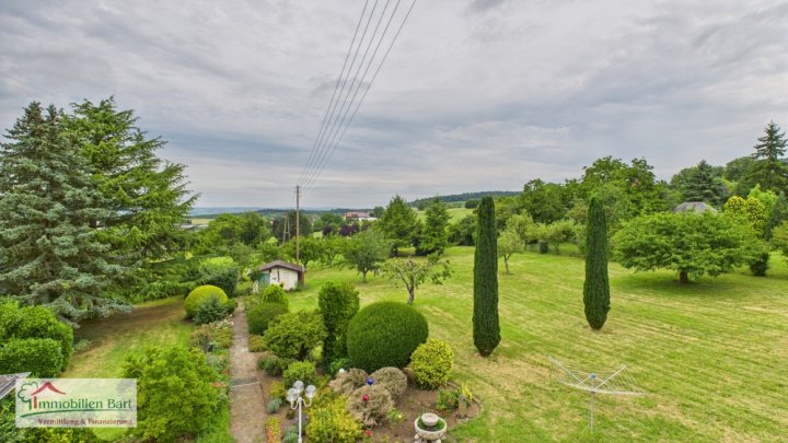 PERL: WOHNHAUS MIT CHARME + BAUGRUNDSTÜCK (gesamt 40 AR)