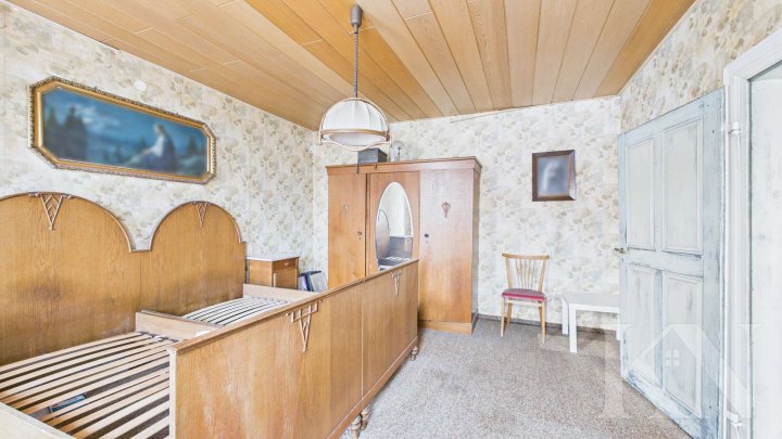 Einfamilienhaus mit Scheune und Ausbaupotenzial in Marpingen-Urexweiler!