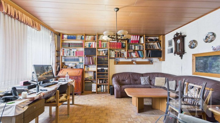 Einfamilienhaus mit Scheune und Ausbaupotenzial in Marpingen-Urexweiler!