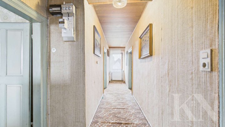 Einfamilienhaus mit Scheune und Ausbaupotenzial in Marpingen-Urexweiler!