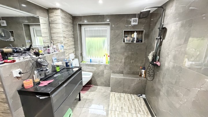 Saniertes Einfamilienhaus mit Garten in Grenznähe zu Luxemburg