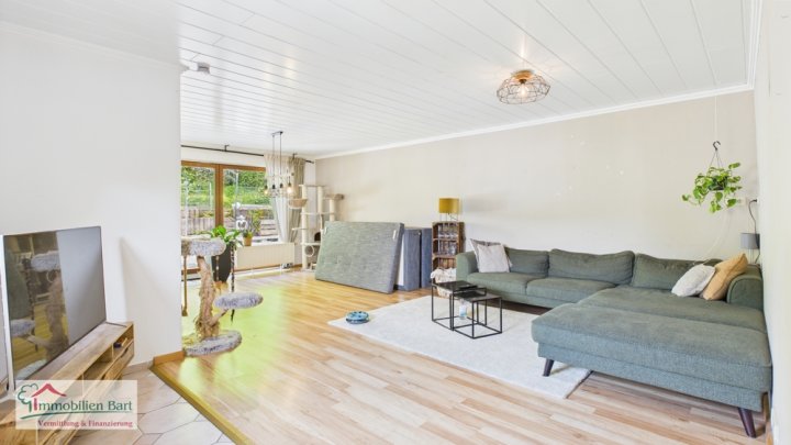 236 M² WFL. / HAUS MIT ELW IN TOP LAGE VON MERZIG