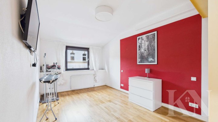 Platz, Potenzial & perfekte Lage – Doppelhaushälfte im Herzen von St. Arnual!