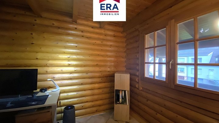 KEINE VERMITTLUNGSGEBÜHREN, EINFAMILIENHAUS, BLOCKHAUS IN COCHEREN/FR, NÄHE SAARBRÜCKEN