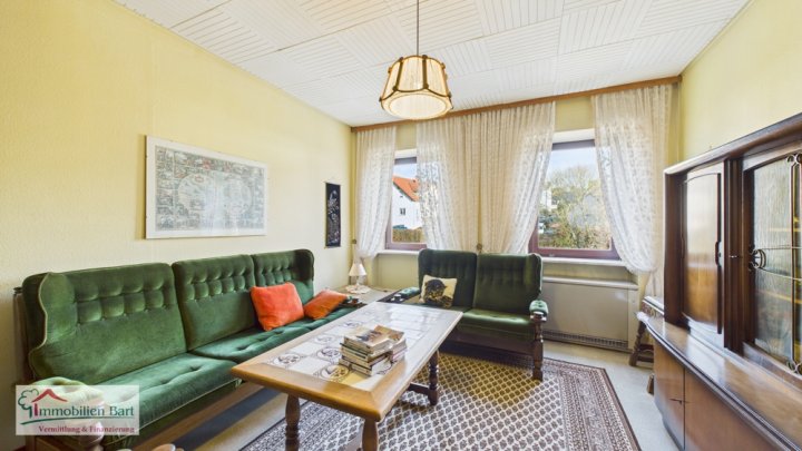 SERRIG (BEI SAARBURG ) WOHNHAUS MIT 2 WOHNUNGEN