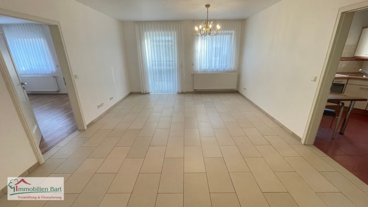 PERL: CHARMANTE ERDGESCHOSSWOHNUNG / 3 SCHLAFZIMMER / RUHIGE LAGE!