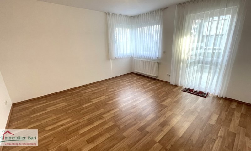 PERL: CHARMANTE ERDGESCHOSSWOHNUNG / 3 SCHLAFZIMMER / RUHIGE LAGE!