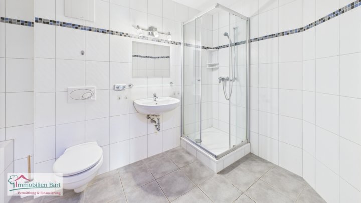 107 M² WOHNUNG + 2 GARAGEN + SICHT NACH LUXEMBURG