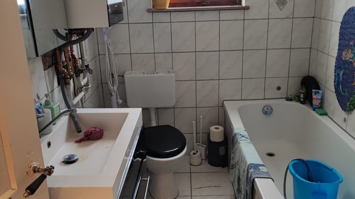 Schön geschnittene Eigentumswohnung im 1.OG in einem 2 Familienhais in Neunkirchen/Saar zu verkaufen