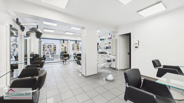 WOHN- UND GESCHÄFTSHAUS IN 1A-LAGE VON SAARBURG!