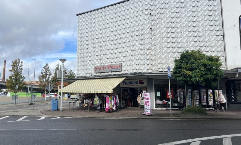 Große Gewerbeimmobilie über 3 Etagen im Herzen von Völklingen zu verkaufen